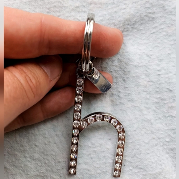 Bombay Duck Pave "h" Initial Bling Keychain, Clear Rhinestones, Silver, NWOT - Picture 6 of 7